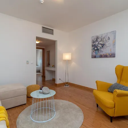 Ana Ii Aparthotel Trogir