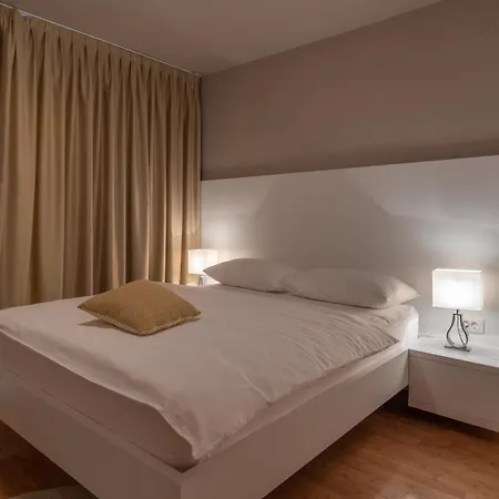 Ana Ii Aparthotel Trogir