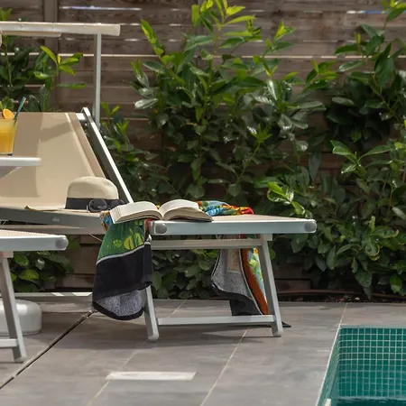 Aparthotel Ana Ii 3*